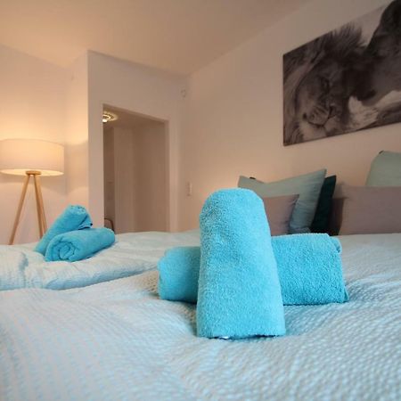 Moderne, Helle 1 Zimmer-Wohnung In Citylage Bad Urach Eksteriør billede